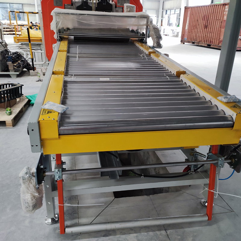 Băng tải Pallet